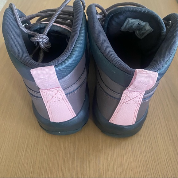 Nike Manoa ’17 Leather Boots, Violet Ore Brown Pink BQ5372-200, Girls 5Y, New - Picture 7 of 9